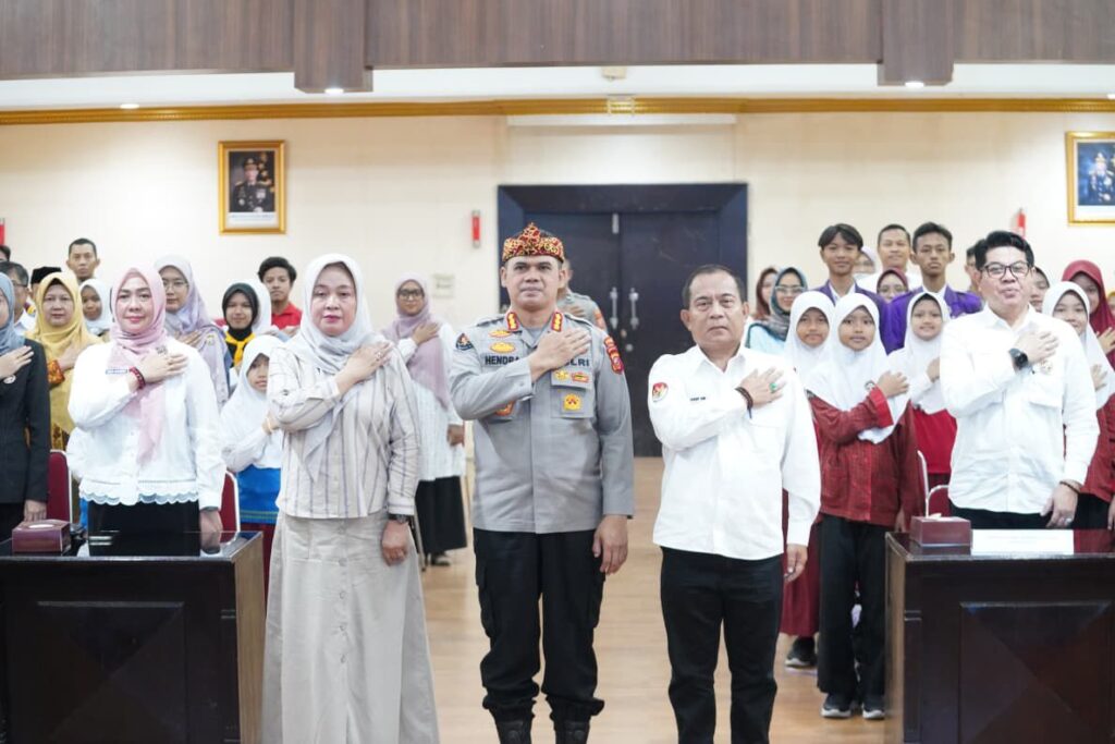 Kabid Pendidikan Madrasah Kemenag Jabar Apresiasi Polda Jabar Bentuk Satgas Desk Stop Bullying Lodaya 2025 Kabid Pendidikan Madrasah Kemenag Jabar Apresiasi Polda Jabar Bentuk Satgas Desk Stop Bullying Lodaya 2025
